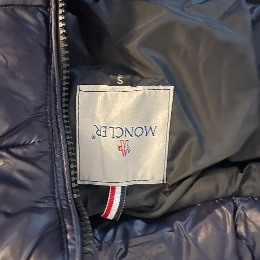 Moncler Navy Puffer Jacket - Picture 4 of 9